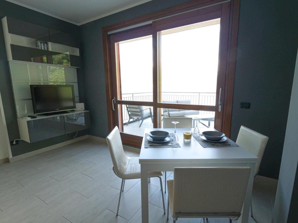 Full Of Colour Apartment เบลลาโน ภายนอก รูปภาพ